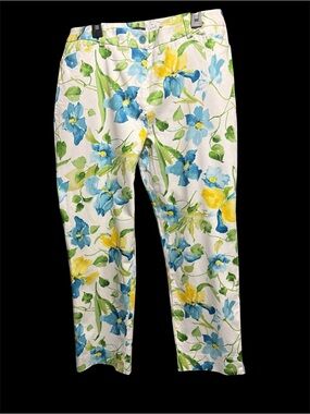 Jones New York White Crop pants with Blue and Green Floral Print